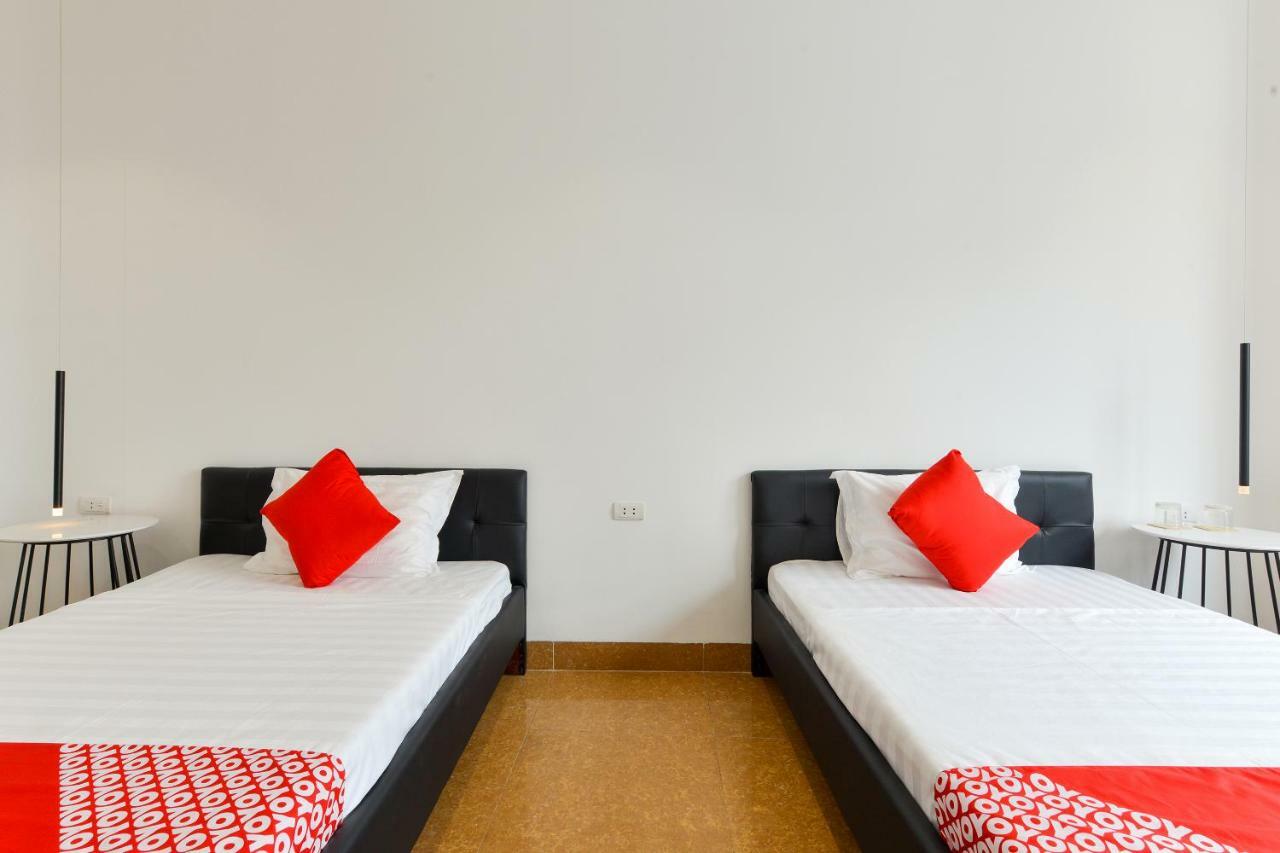 Bh Riverside Hotel Hanoi Esterno foto